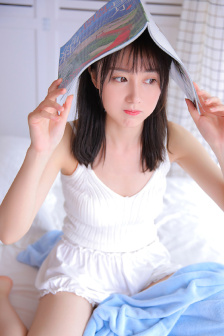 小少女人体视频